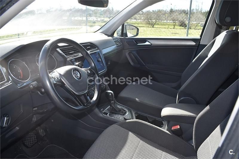 Usado VW Tiguan Allspace Sportline 150 CV (110 kW) 2018 Gris / plata SUV