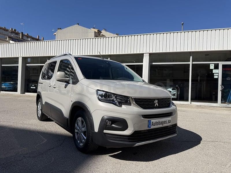 Usado Peugeot Rifter Allure 130 CV (95 kW) 2019 Beige Monovolumen