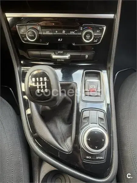 Usado BMW 216 116 CV (85 kW) 2017 Granate Familiar