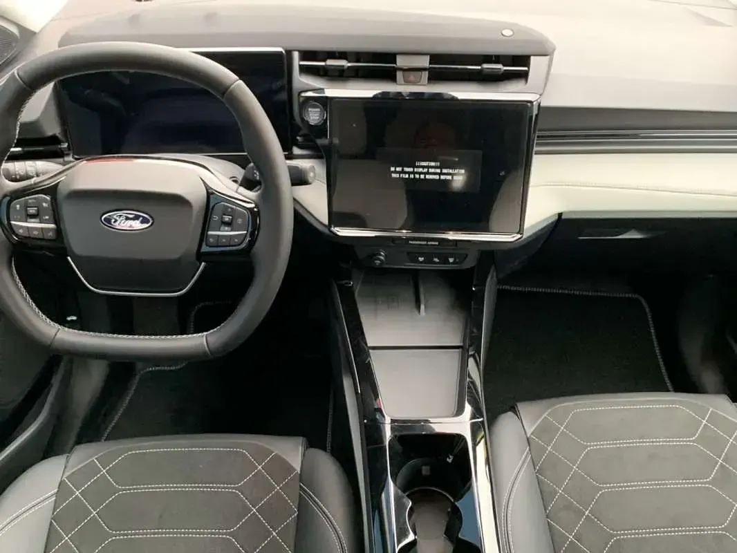 Nuevo Ford Puma Gen-E Premium 124 kW (169 CV) 2026 Amarillo SUV