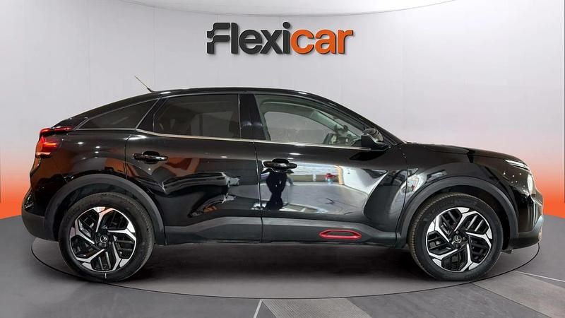 Begagnad Citroën C4 Feel 131 HK (96 kW) 2022 Svart Sedan