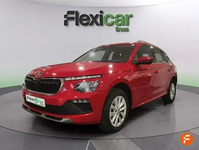 Usado Skoda Kamiq Selection 95 CV (69 kW) 2024 Rojo SUV