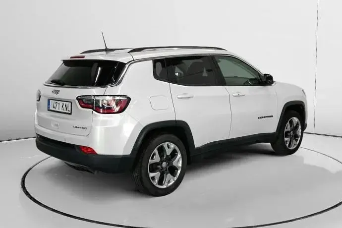 Usado Jeep Compass Limited 140 CV (102 kW) 2018 SUV
