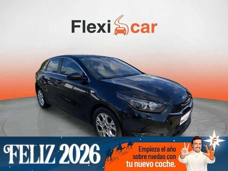 Negro Usado 2022 Kia Ceed Utilitario | 15.990 € (Super precio) - Imagen 1/4