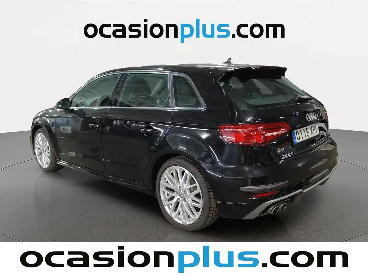 Usado Audi A3 S-Line 150 CV (110 kW) 2018 Negro Berlina