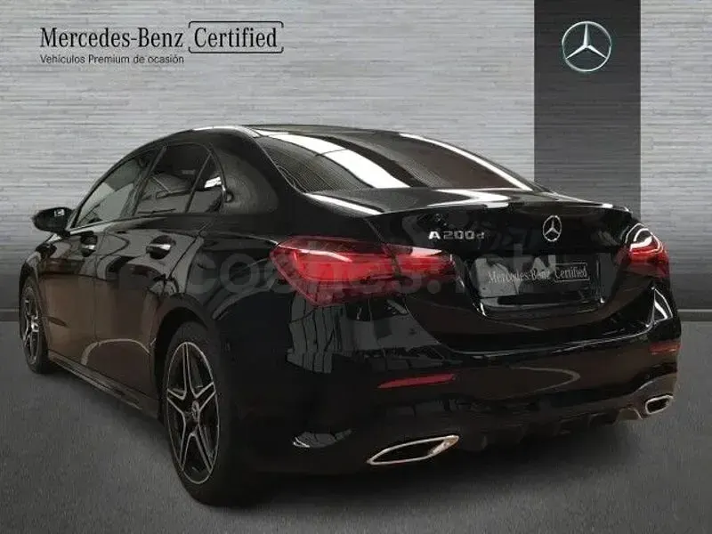 Usado Mercedes A200 150 CV (110 kW) 2025 Negro Berlina