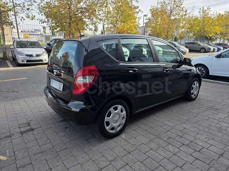 Usado Mercedes A160 Avantgarde 95 CV (69 kW) 2012 Negro Monovolumen