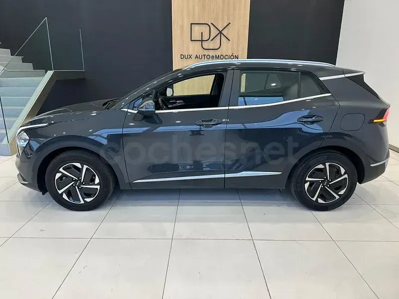 Usado Kia Sportage 160 CV (117 kW) 2024 Gris / plata SUV