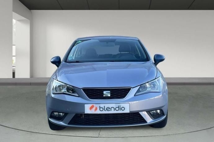 Usado Seat Ibiza Reference 75 CV (55 kW) 2015 Gris Utilitario