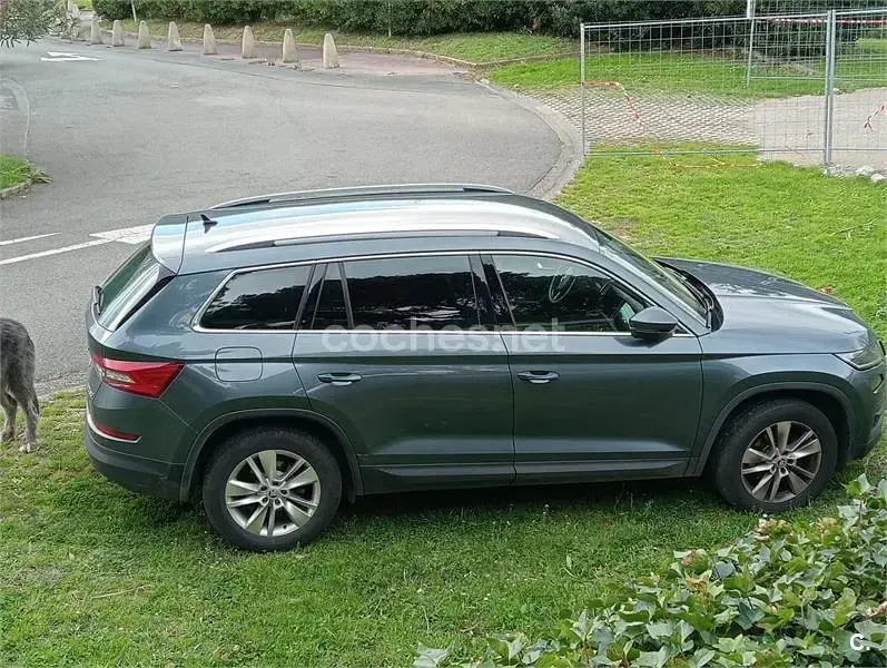 Usado Skoda Kodiaq Style 150 HP (110 kW) 2017 Azul SUV