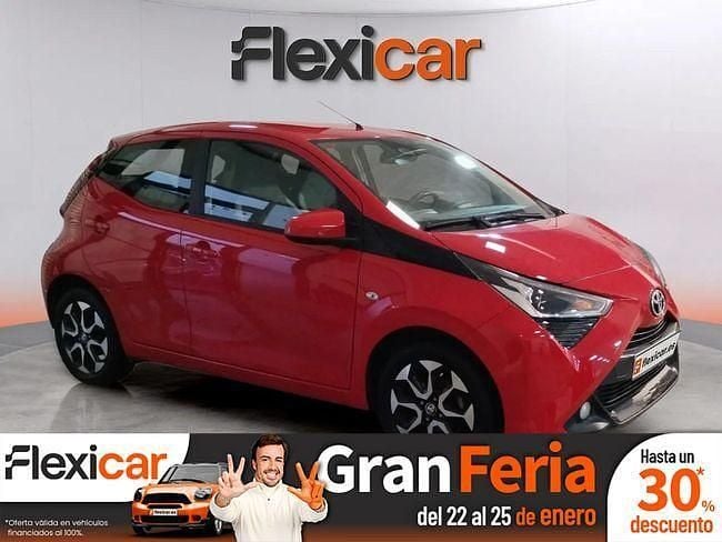 Rojo Usado 2019 Toyota Aygo X-play Utilitario | 11.690 € (Precio justo) - Imagen 1/4