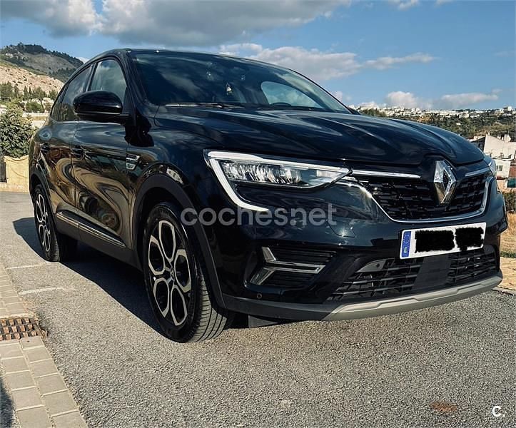 Usado Renault Arkana Intens 140 CV (102 kW) 2022 Negro SUV