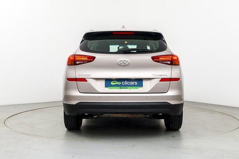 Usado Hyundai Tucson 132 CV (97 kW) 2019 Beige SUV