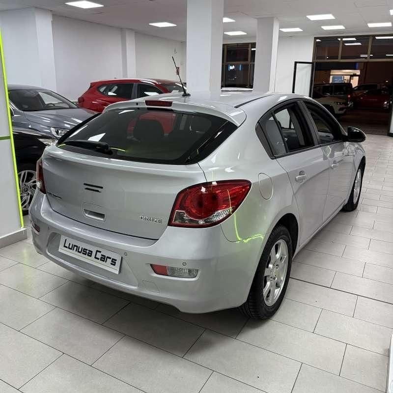 Usado Chevrolet Cruze LT 150 CV (110 kW) 2012 Utilitario