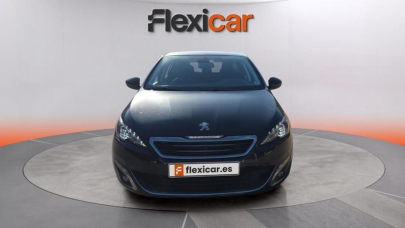 Usado Peugeot 308 Allure 120 HP (88 kW) 2017 Amarelo Sedan