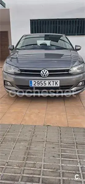 Usado VW Polo Advance 95 CV (69 kW) 2019 Gris / plata Utilitario