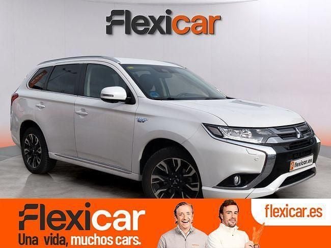 Usado Mitsubishi Outlander P-HEV 203 CV (149 kW) 2018 Blanco