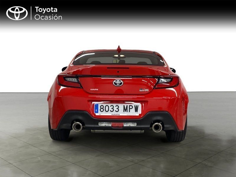 Usado Toyota GR86 234 CV (172 kW) 2023 Rojo Coupe