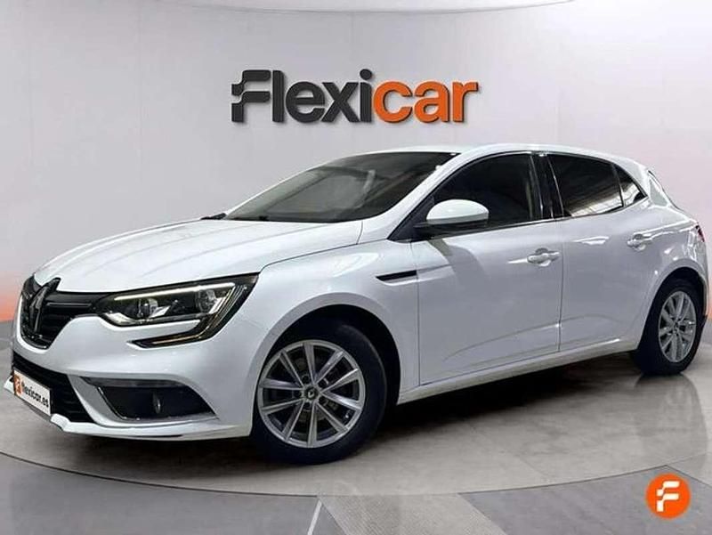 Usado Renault Mégane IV LIMITED 132 CV (97 kW) 2018 Blanco Utilitario