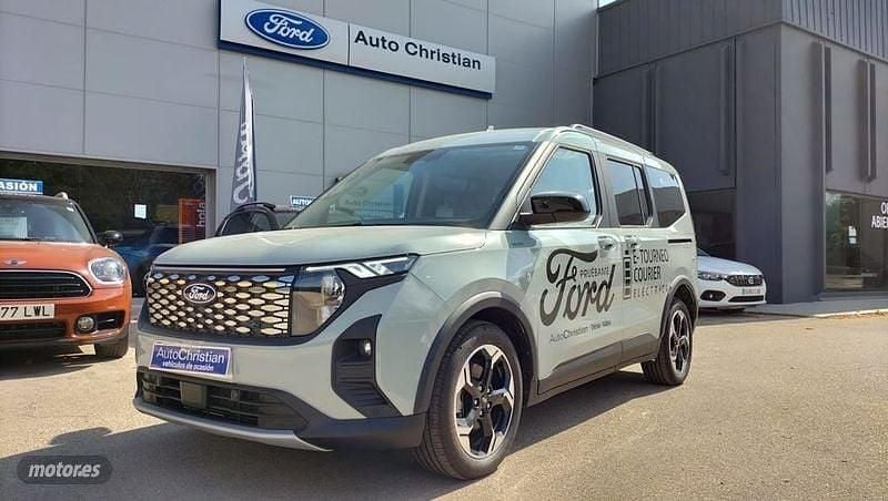 Usado 2025 Ford Tourneo Active | 32.500 € - Imagen 1/4