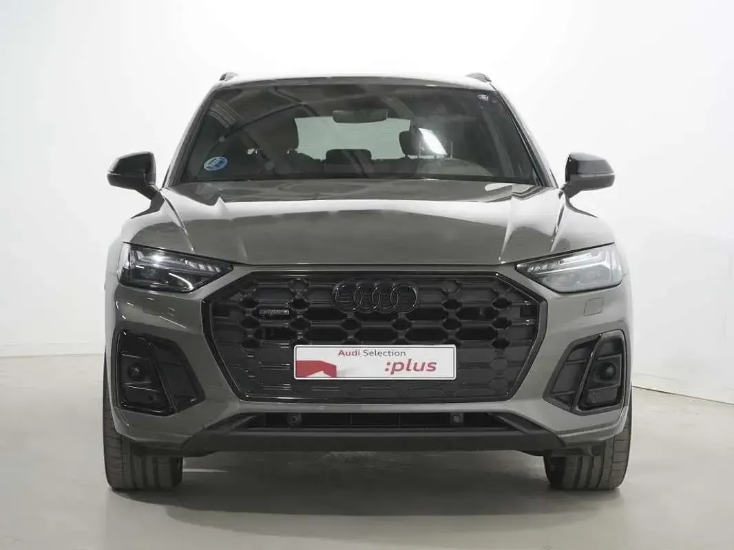 Usado Audi Q5 204 CV (150 kW) 2024 Gris SUV