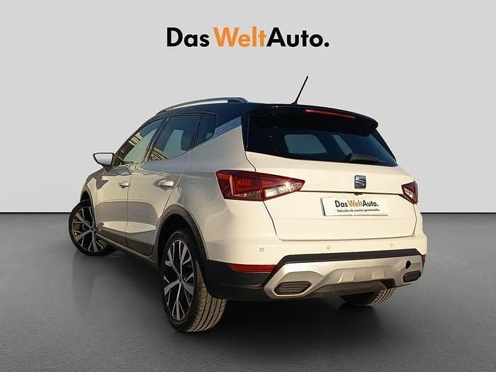 Usado Seat Arona Xperience 110 CV (80 kW) 2022 Blanco SUV