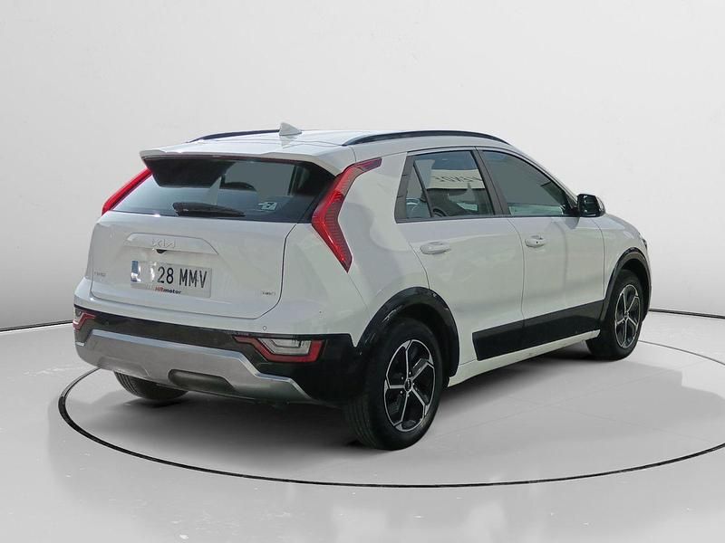 Usado Kia Niro 141 CV (103 kW) 2024 Blanco SUV