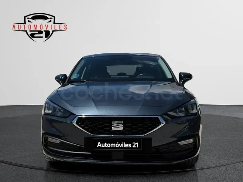 Usado Seat Leon Style 150 CV (110 kW) 2025 Gris Berlina