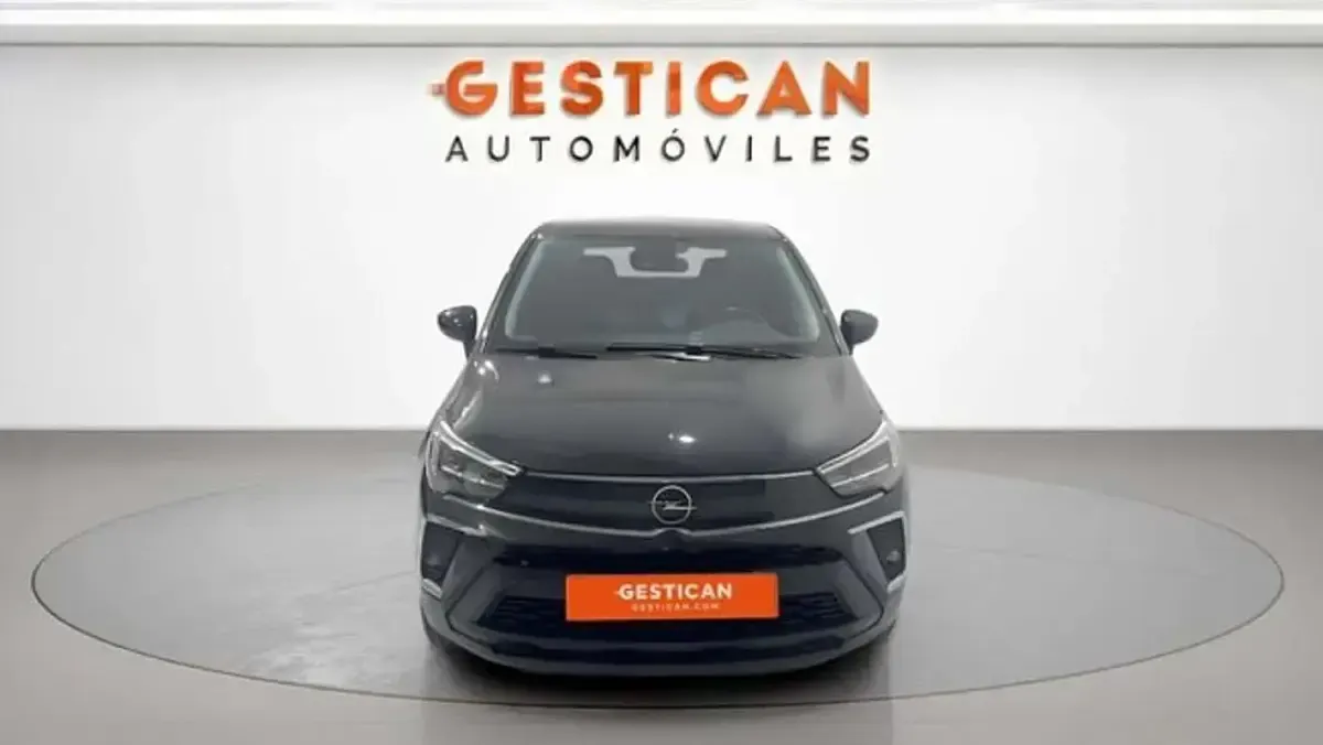 Usado Opel Crossland X Edition 110 CV (80 kW) 2022 Negro SUV