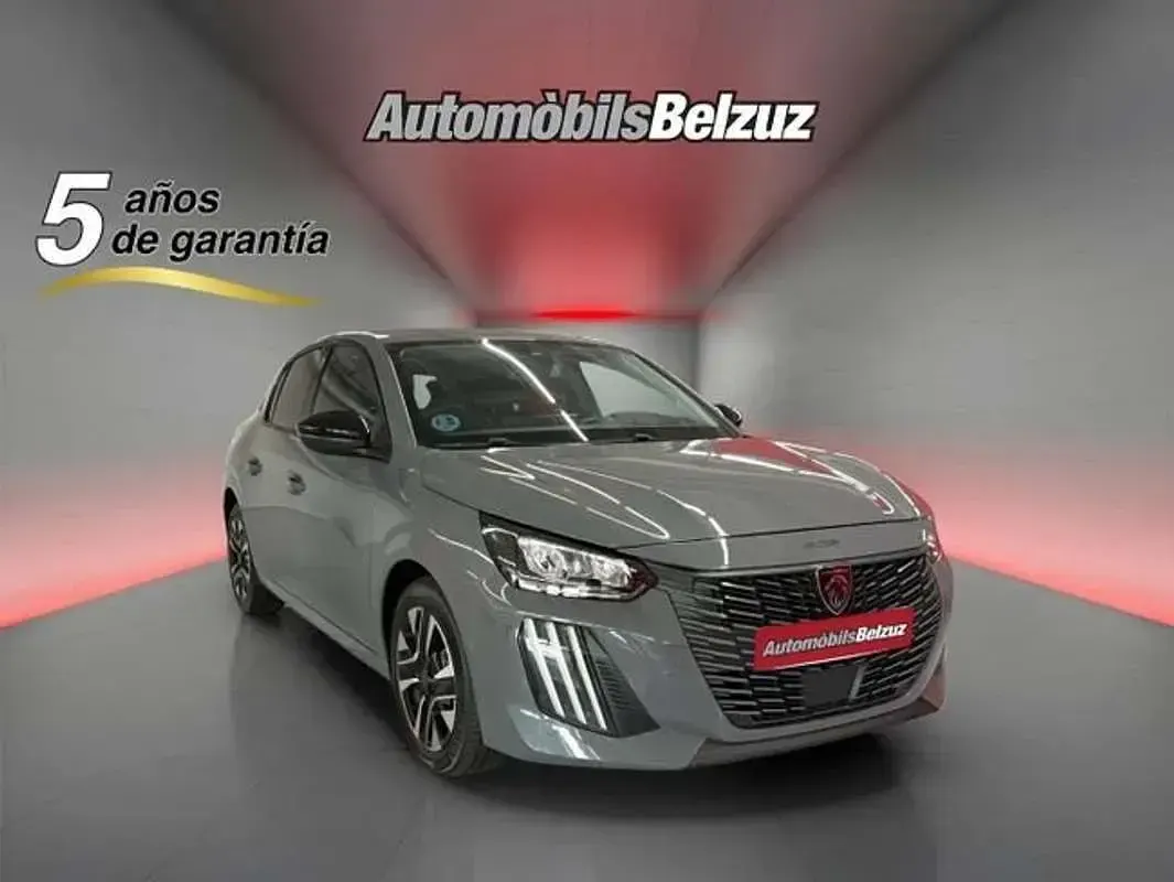 Usado Peugeot 208 Style 102 CV (75 kW) 2025 Gris Utilitario