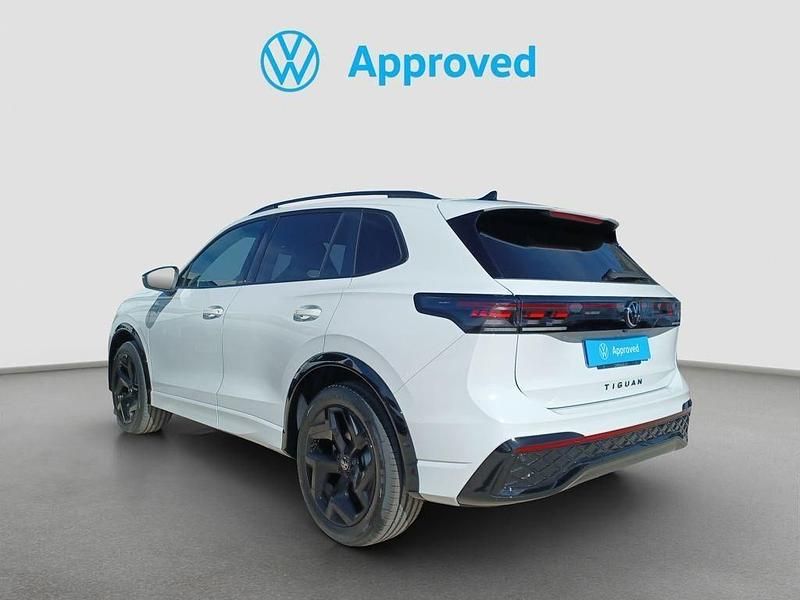 Usado VW Tiguan R-line 150 CV (110 kW) 2025 Blanco SUV