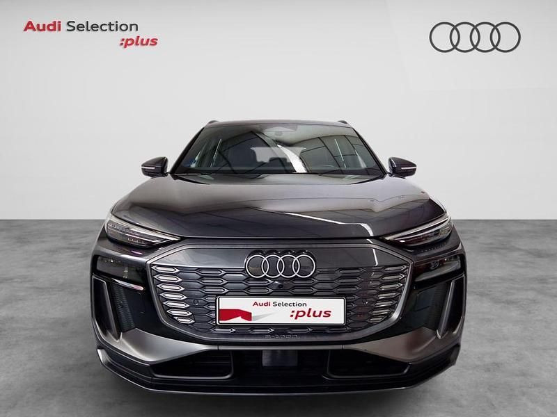 Usado Audi Q6 e-tron Advanced 285 kW (388 CV) 2024 Gris SUV