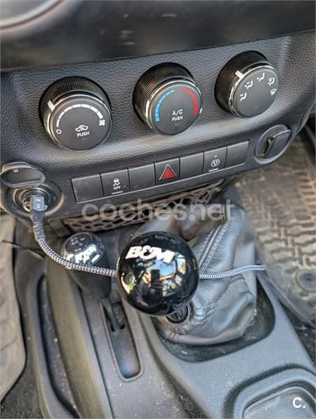 Usado Jeep Wrangler Rubicon 284 CV (208 kW) 2015 Negro SUV