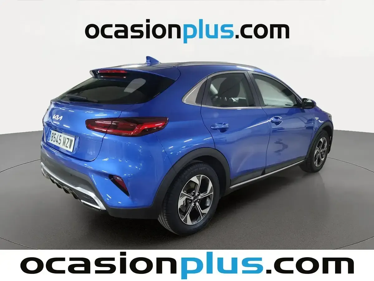Usado Kia XCeed 100 CV (73 kW) 2025 Azul SUV