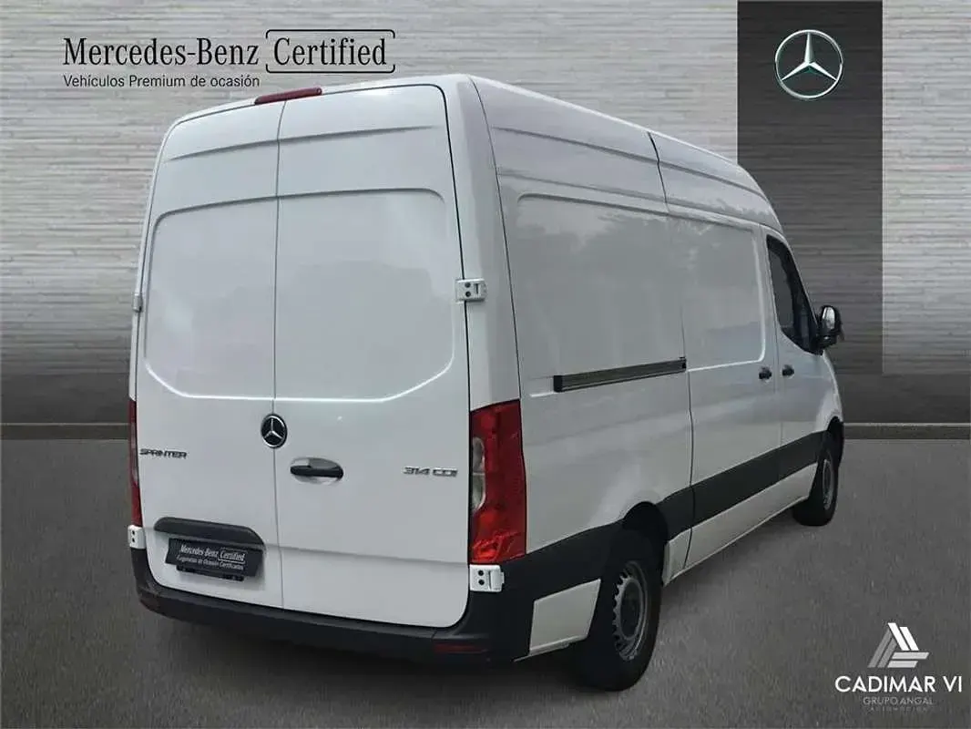 Usado Mercedes Sprinter 143 CV (105 kW) 2021 Blanco Van