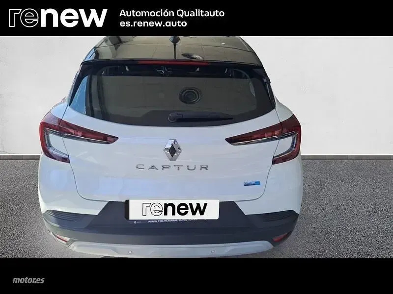Usado Renault Captur Intens 145 CV (106 kW) 2022 Blanco SUV