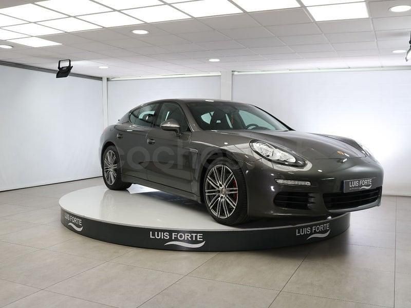 Käytetty Porsche Panamera 300 HP (220 kW) 2014 Ruskea Sedan