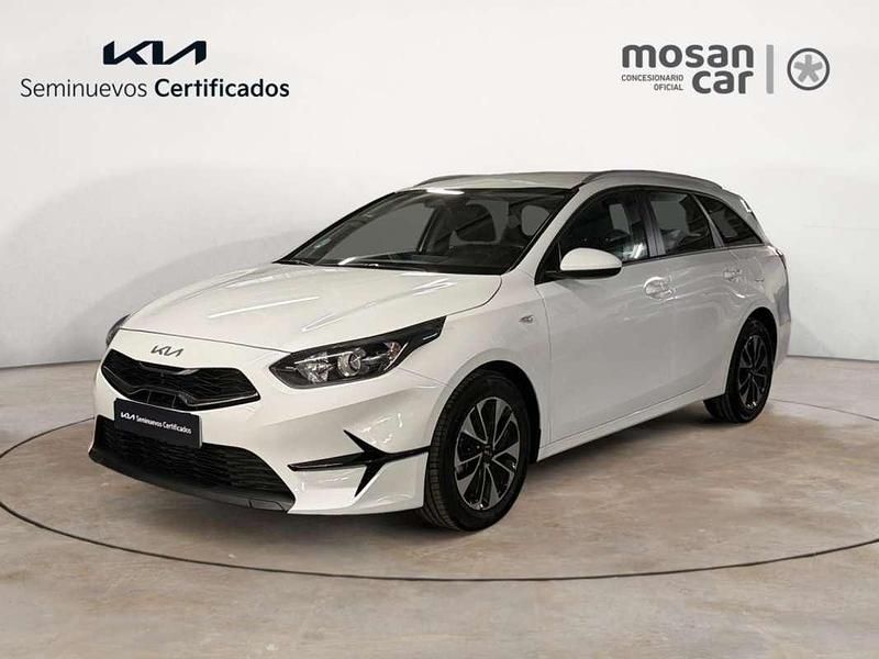 Usado Kia Ceed 101 CV (74 kW) 2025 Blanco Utilitario