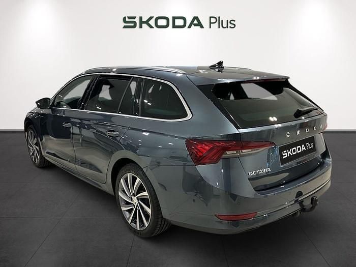 Azul Usado 2021 Skoda Octavia Style Familiar | 21.490 € (Buen precio) - Imagen 1/4