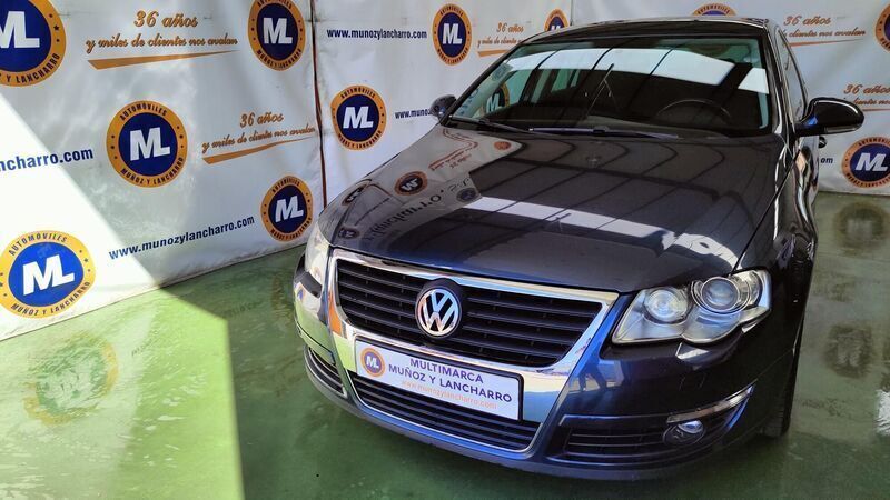 Usado VW Passat Sportline 140 CV (102 kW) 2007 Azul Berlina