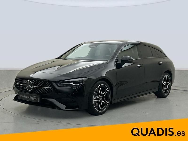 Negro Usado 2024 Mercedes CLA200 Shooting Brake AMG line Familiar | 38.900 € (Precio justo) - Imagen 1/4
