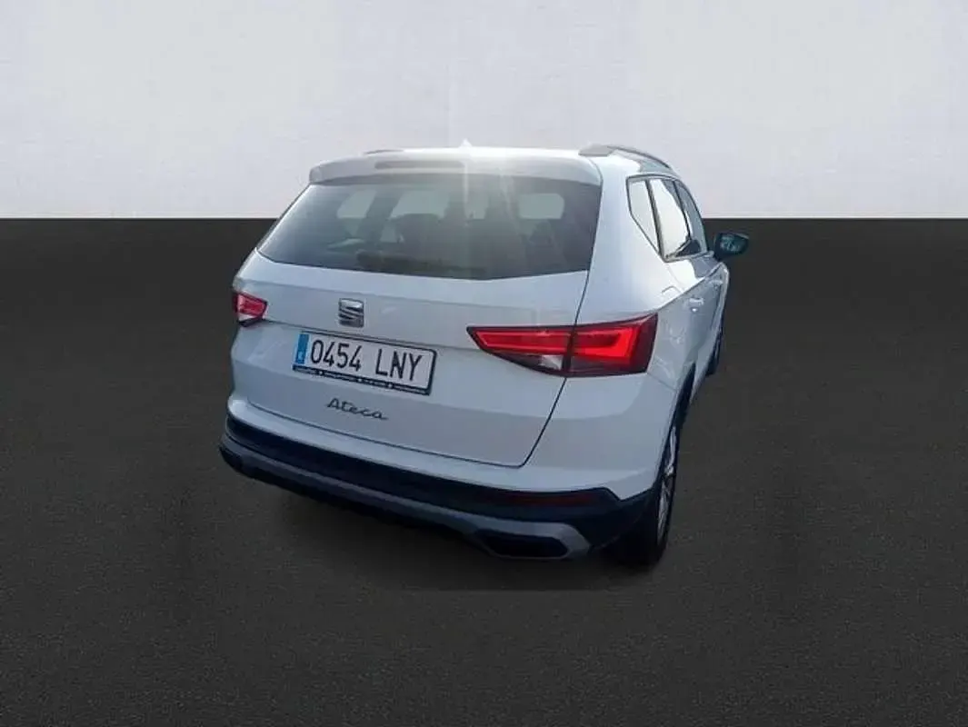 Usado Seat Ateca Style 116 CV (85 kW) 2021 Blanco SUV