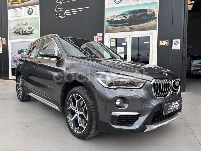 Gris / plata Usado 2018 BMW X1 Sport Line SUV | 18.999 € (Precio justo) - Imagen 1/4