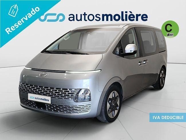 Gris / plata Usado 2023 Hyundai Staria Monovolumen | 31.890 € (Precio justo) - Imagen 1/4
