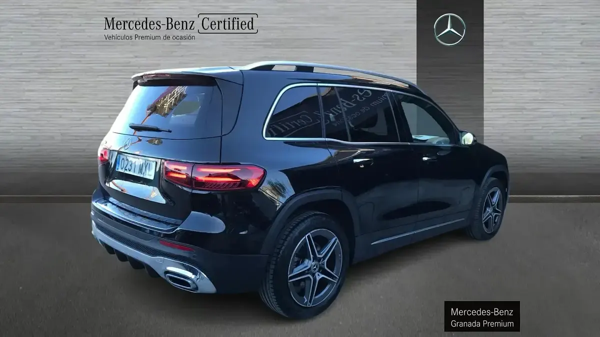 Usado Mercedes GLB200 150 CV (110 kW) 2024 Negro SUV