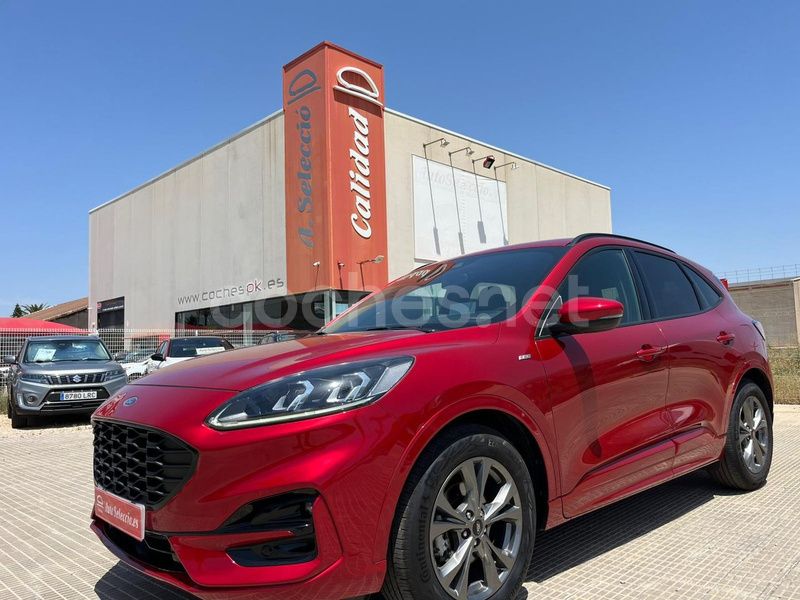 Rojo Usado 2022 Ford Kuga ST-Line SUV | 18.950 € (Buen precio) - Imagen 1/4