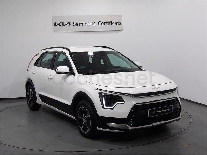 Usado Kia Niro 129 CV (94 kW) 2025 Blanco SUV