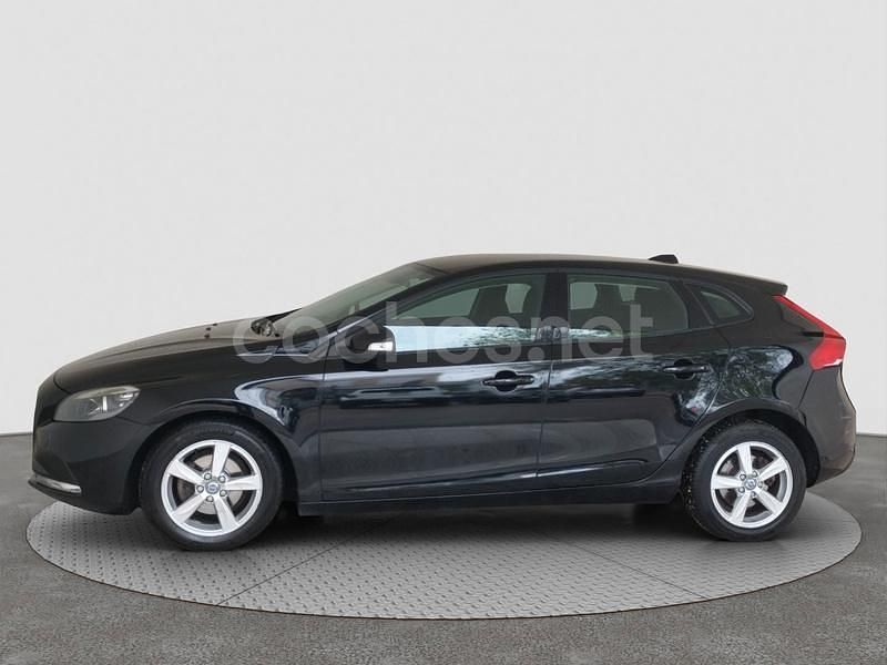 Usado Volvo V40 Momentum 115 CV (84 kW) 2015 Negro Berlina