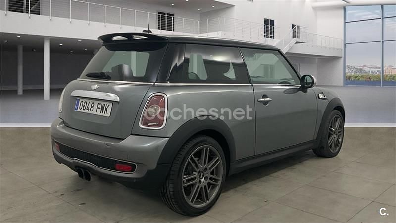 Usado Mini Cooper S 175 CV (128 kW) 2007 Gris / plata Utilitario