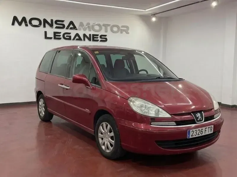 Usado Peugeot 807 136 CV (100 kW) 2007 Granate Monovolumen